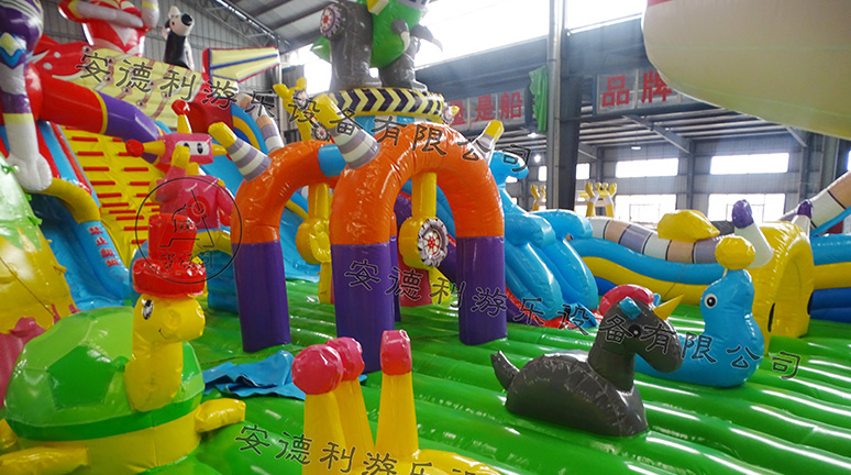 �����w�b�Ǳ�